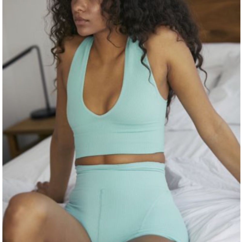 Out From Under Hailey Seamless Plunging Bra Top